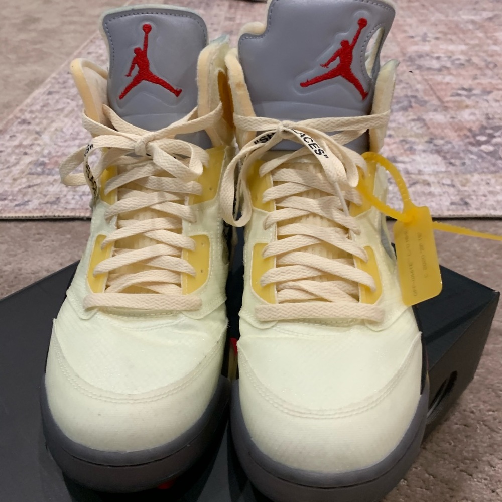 Jordan 5 Off-White Sneakers